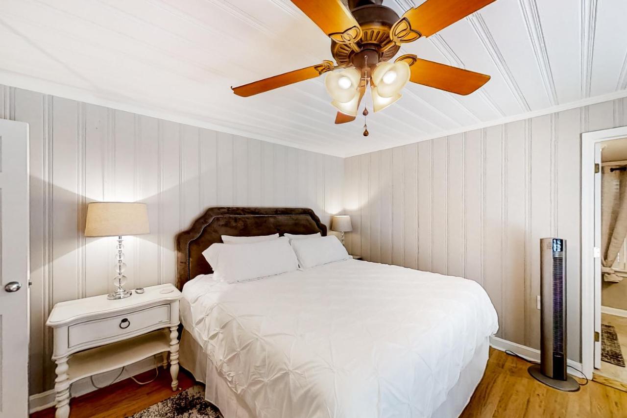Little River Waterway Cottage Retreat 外观 照片