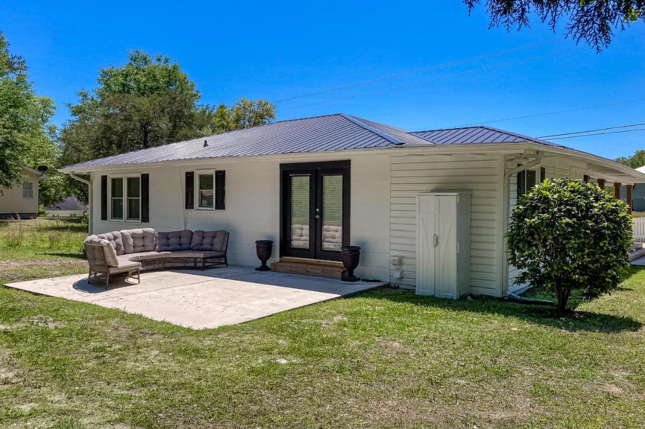Little River Waterway Cottage Retreat 外观 照片